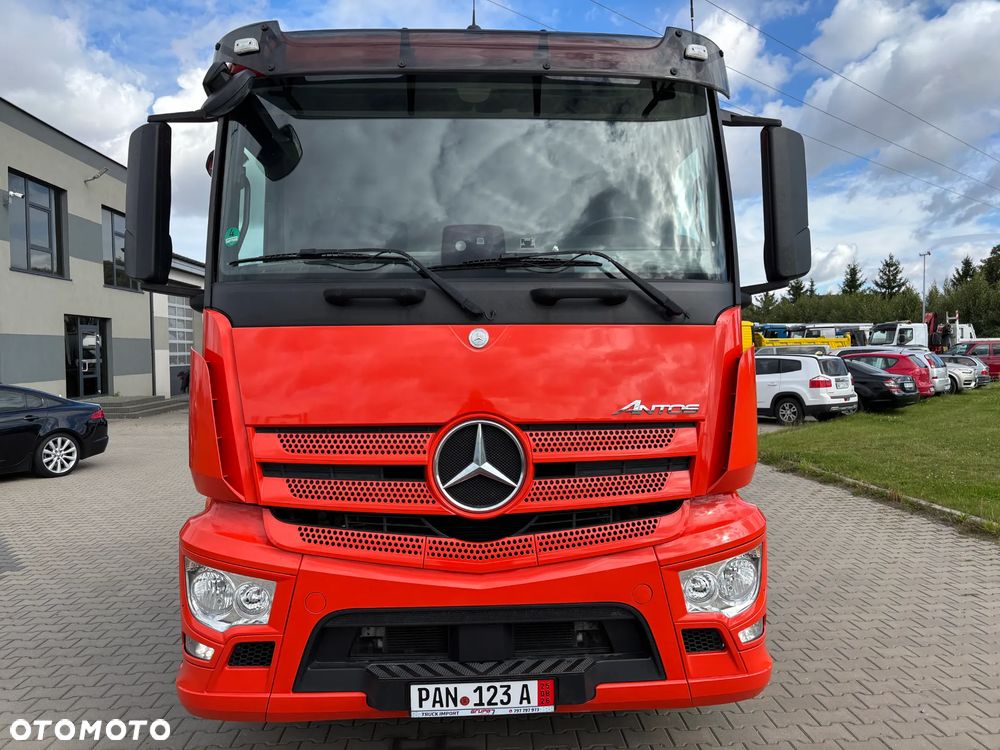 Mercedes-Benz ANTOS (ACTROS) 1846 hydraulika do wywrotu,bardzo lekki,  oryginalnie bez retardera, z Niemiec, wywrotka , zimowe utrzymania dróg itd - 3