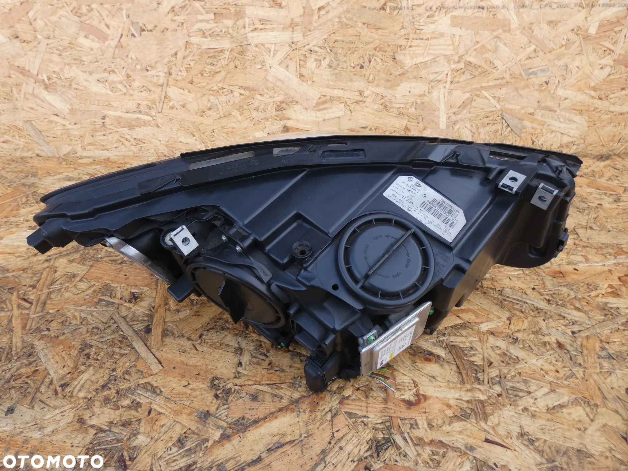 BMW F07 GT  LAMPA PRZÓD BI-XENON SKRĘTNA 7199613 - 3