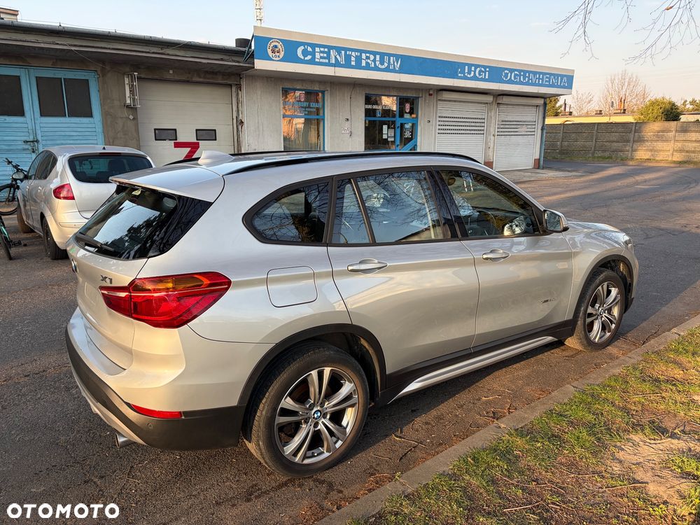 BMW X1 xDrive20d Sport Line - 5