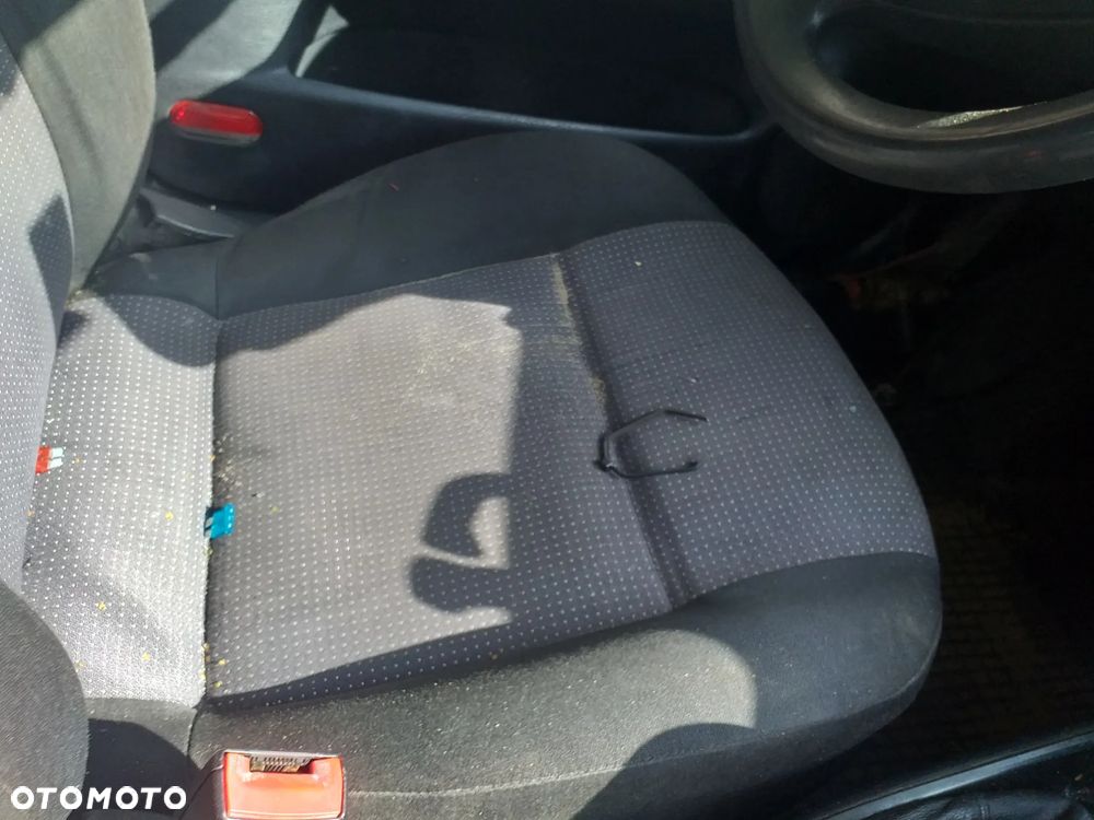 Auto na części - Volkswagen Golf benzyna Silnik Skrzynia Drzwi Maska Klapa Błotnik Zderzak Lampa Szyba Klamka Lusterko Deska Kokpit - 9