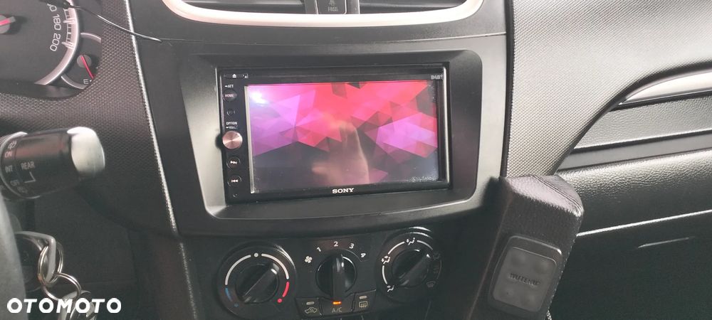 Suzuki Swift - 33