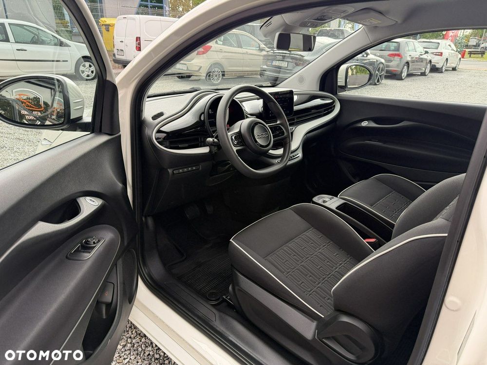 Fiat 500e - 10