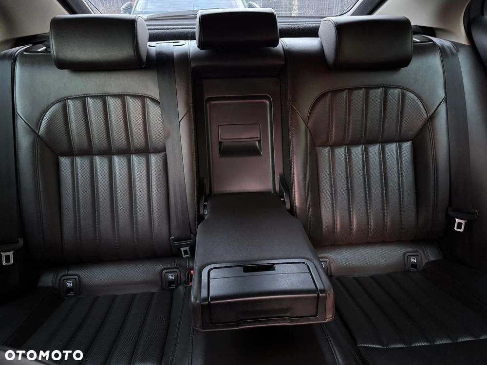 Skoda Superb 2.0 TDI L&K DSG - 12