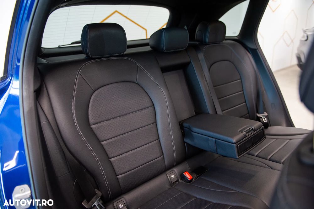 Mercedes-Benz GLC 300 d 4MATIC - 35