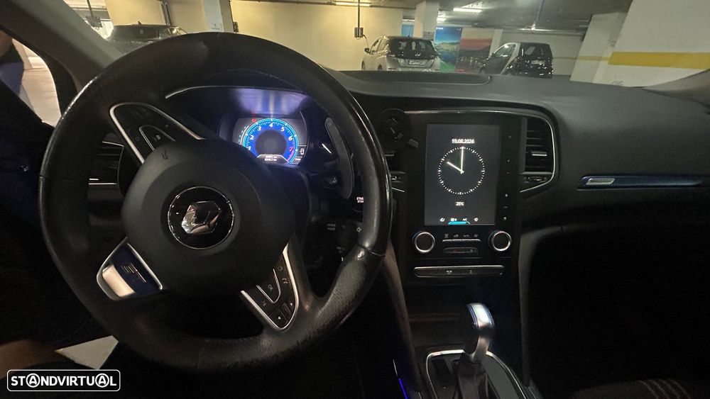 Renault Mégane Sport Tourer 1.6 TCe GT EDC - 11