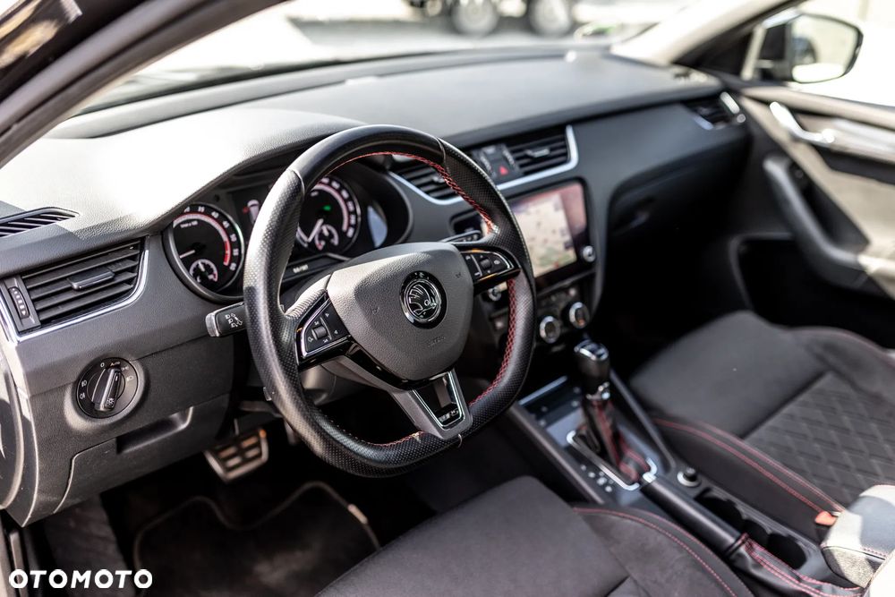 Skoda Octavia 2.0 TDI 4x4 RS DSG - 27