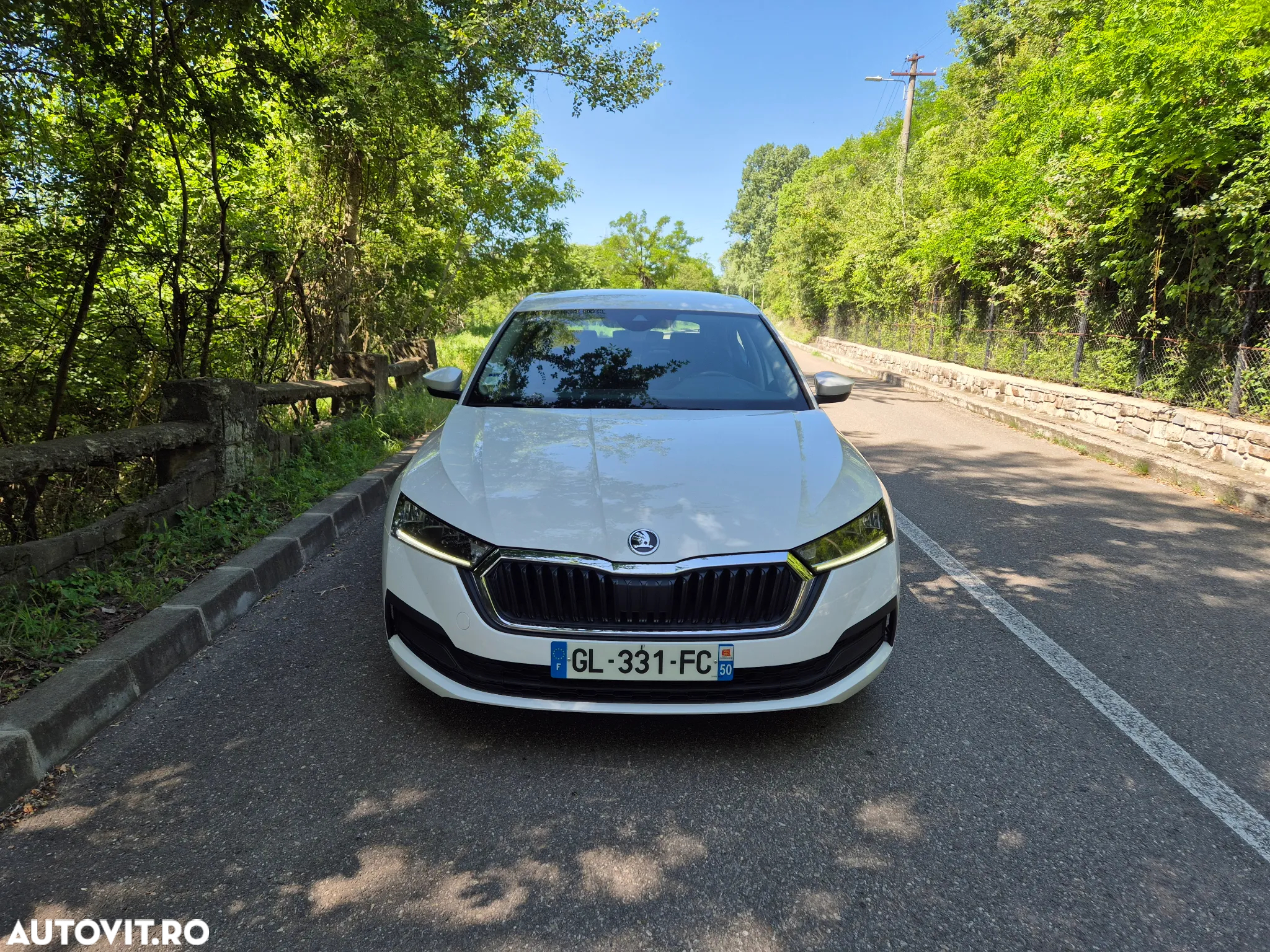 Skoda Octavia 2.0 TDI DSG Ambition - 27