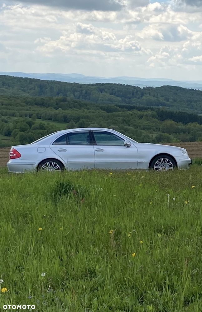 Mercedes-Benz Klasa E - 34