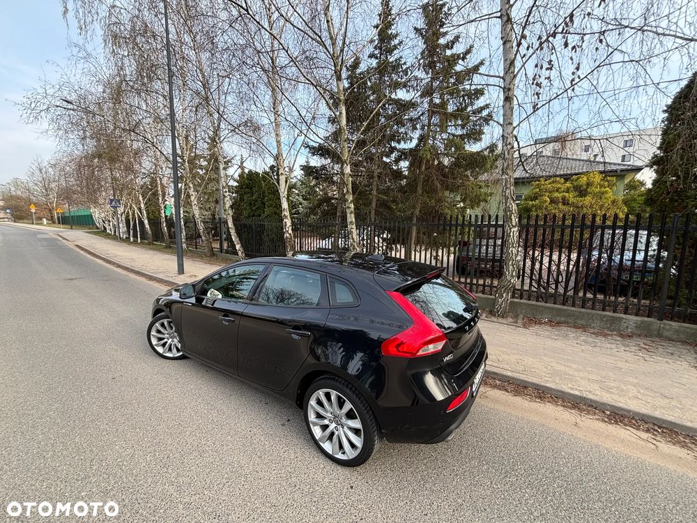 Volvo V40 D3 Geartronic Summum - 5