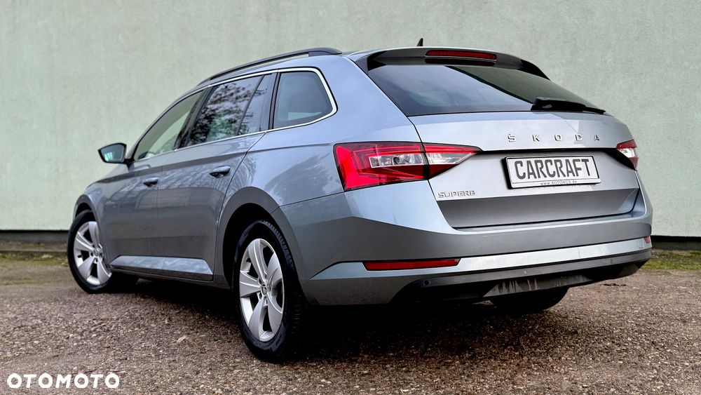 Skoda Superb 2.0 TDI DSG Premium Edition - 14