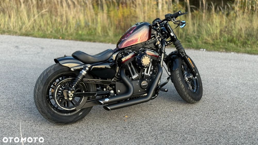 Harley-Davidson Sportster Forty-Eight - 12
