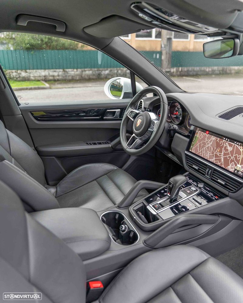 Porsche Cayenne Tiptronic S - 30