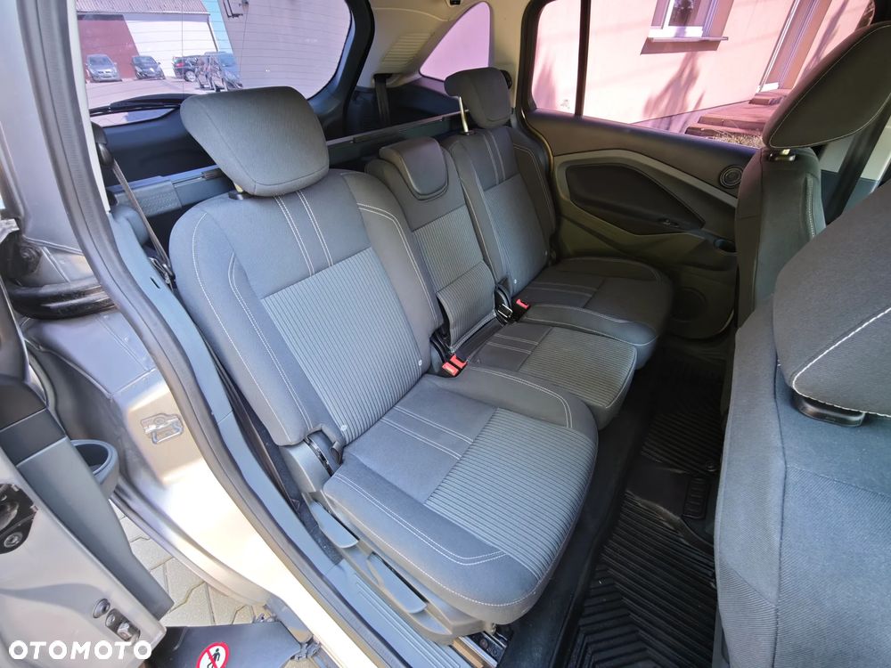 Ford Grand C-MAX 1.6 EcoBoost Titanium - 26