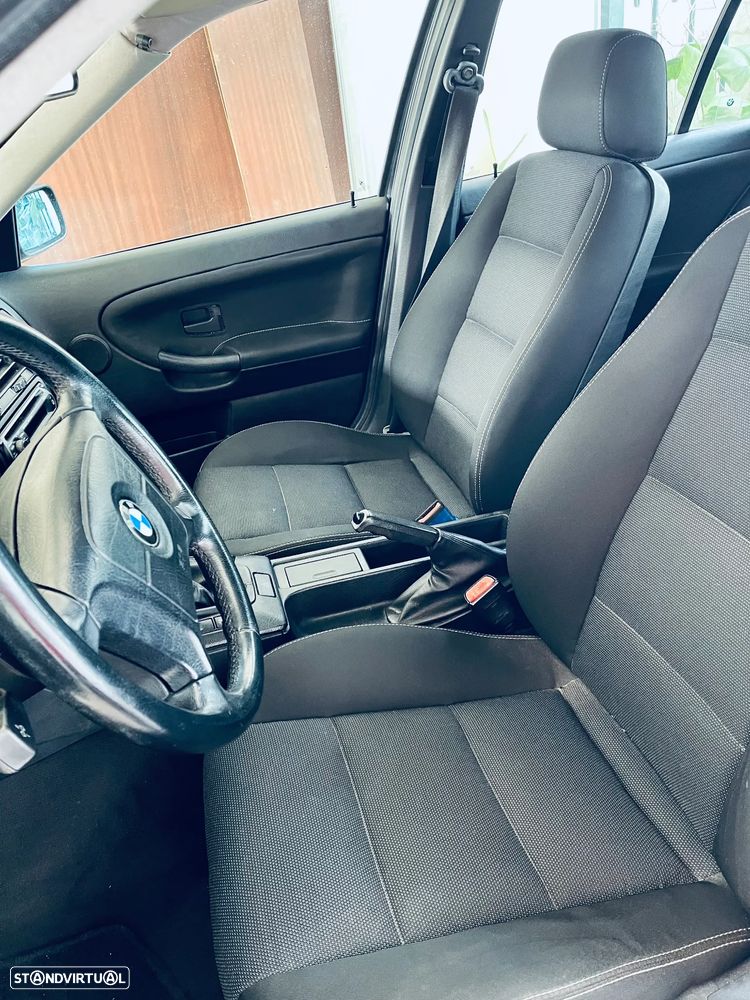 BMW 318 tds Touring - 8