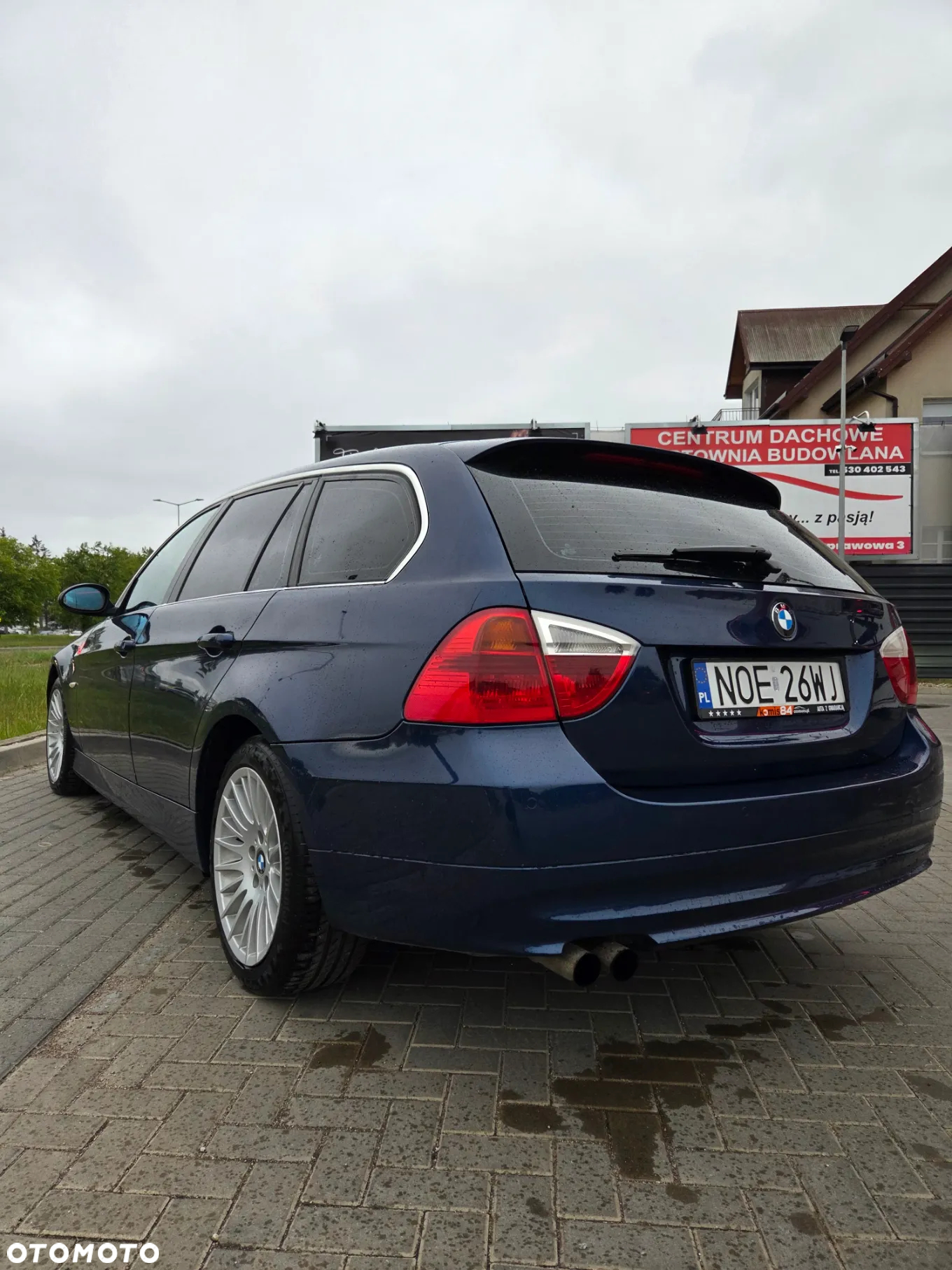 BMW Seria 3 325xi Touring - 17