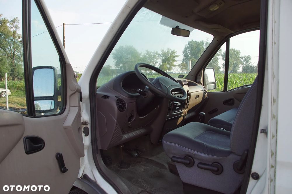 Auto na części - Opel Movano 1 I L2 2.8 DTI 114 KM S9W-702 M77 11U 2000R Silnik Skrzynia Drzwi Lusterka Szyba Maska Lampa Klamka Licznik Deska Kokpit Felga - 10