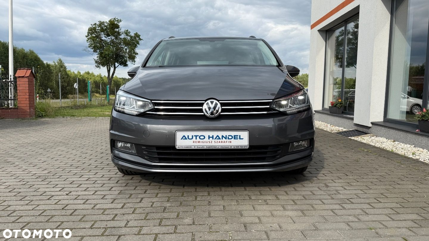 Volkswagen Touran - 5