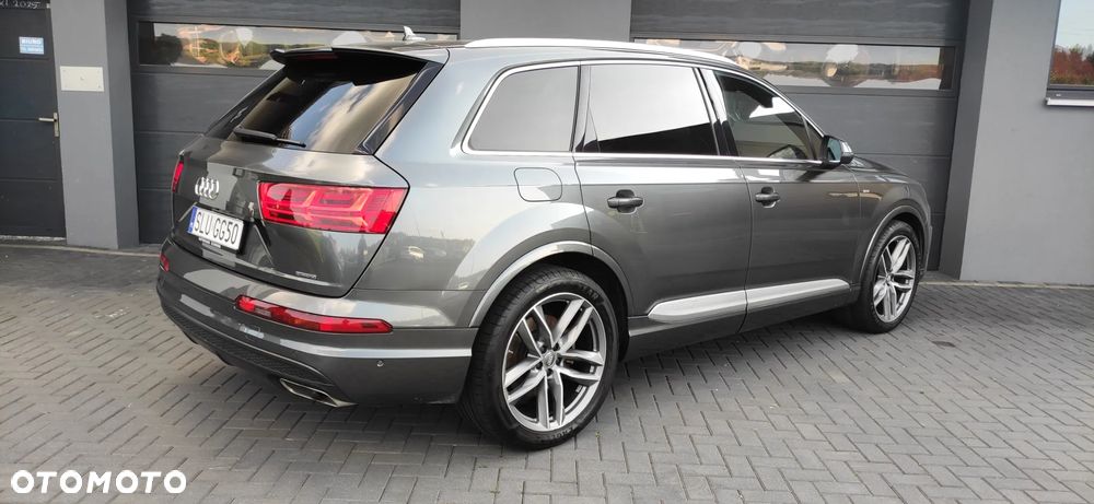 Audi Q7 - 35