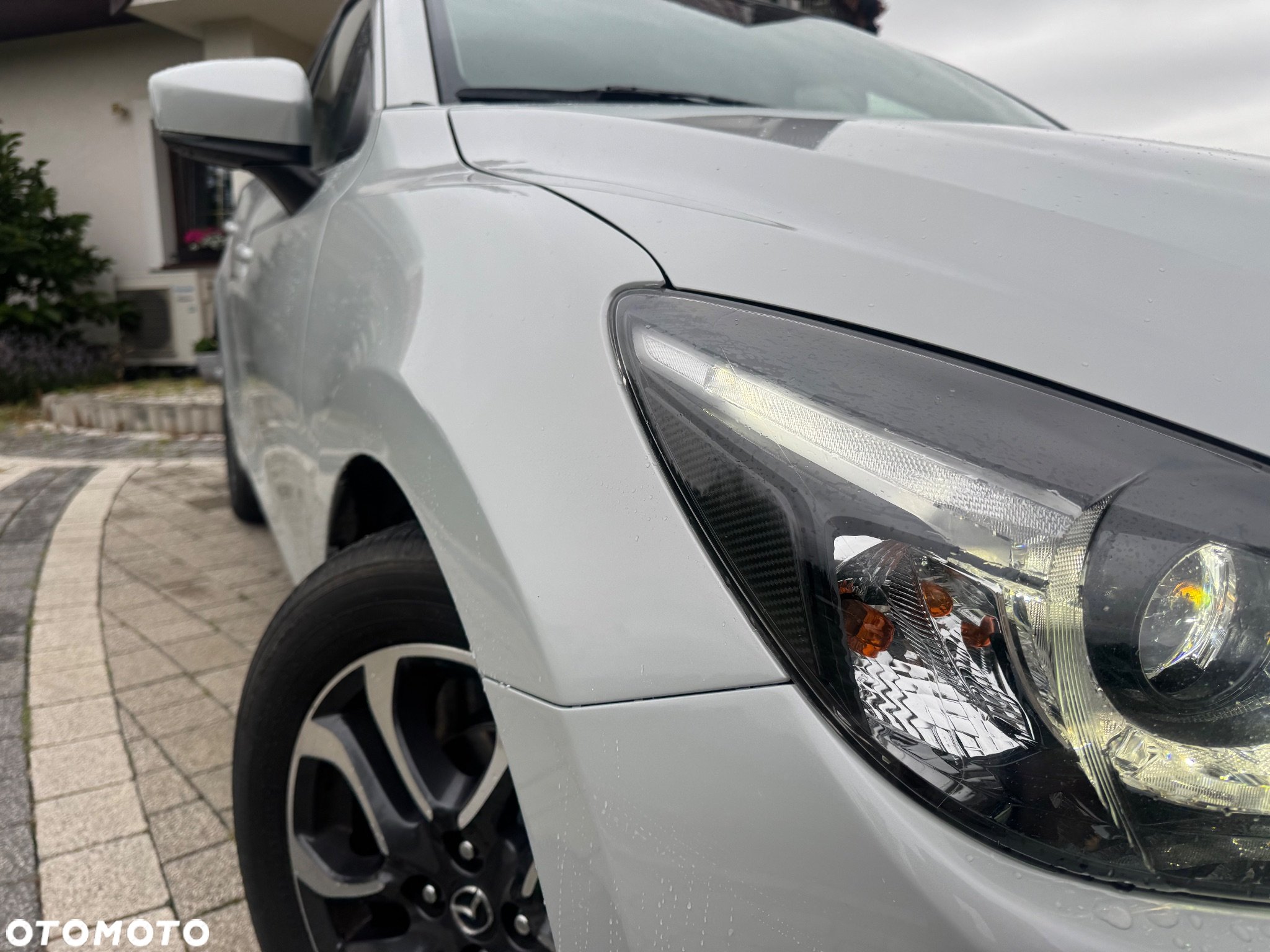Mazda 2 SKYACTIV-G 90 Homura - 4