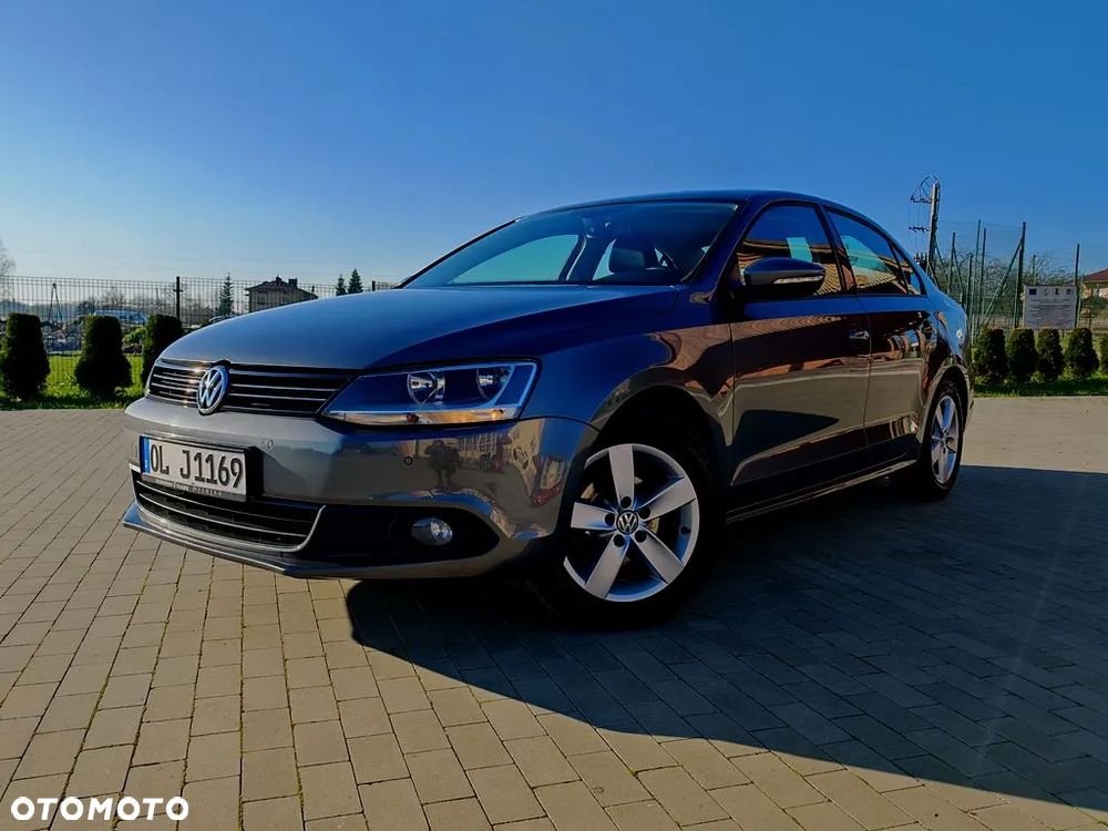 Volkswagen Jetta 1.2 TSI BlueMotion Technology Comfortline - 3