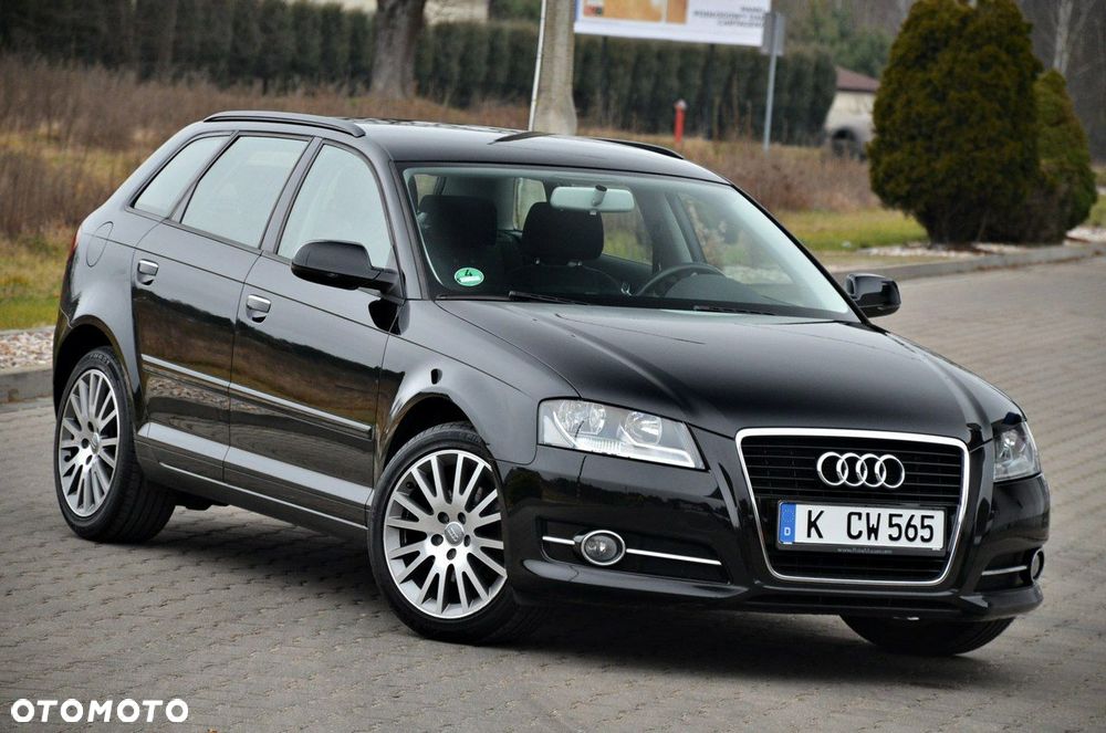 Audi A3 Sportback - 2