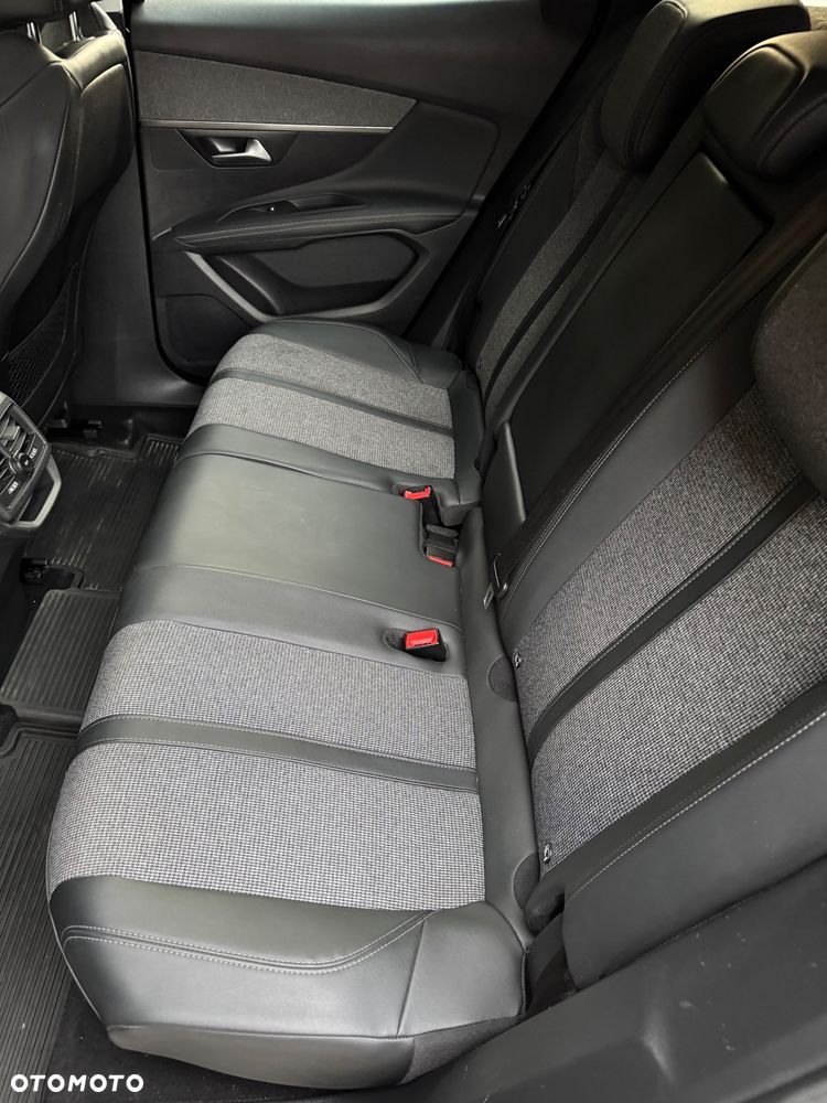 Peugeot 3008 - 11