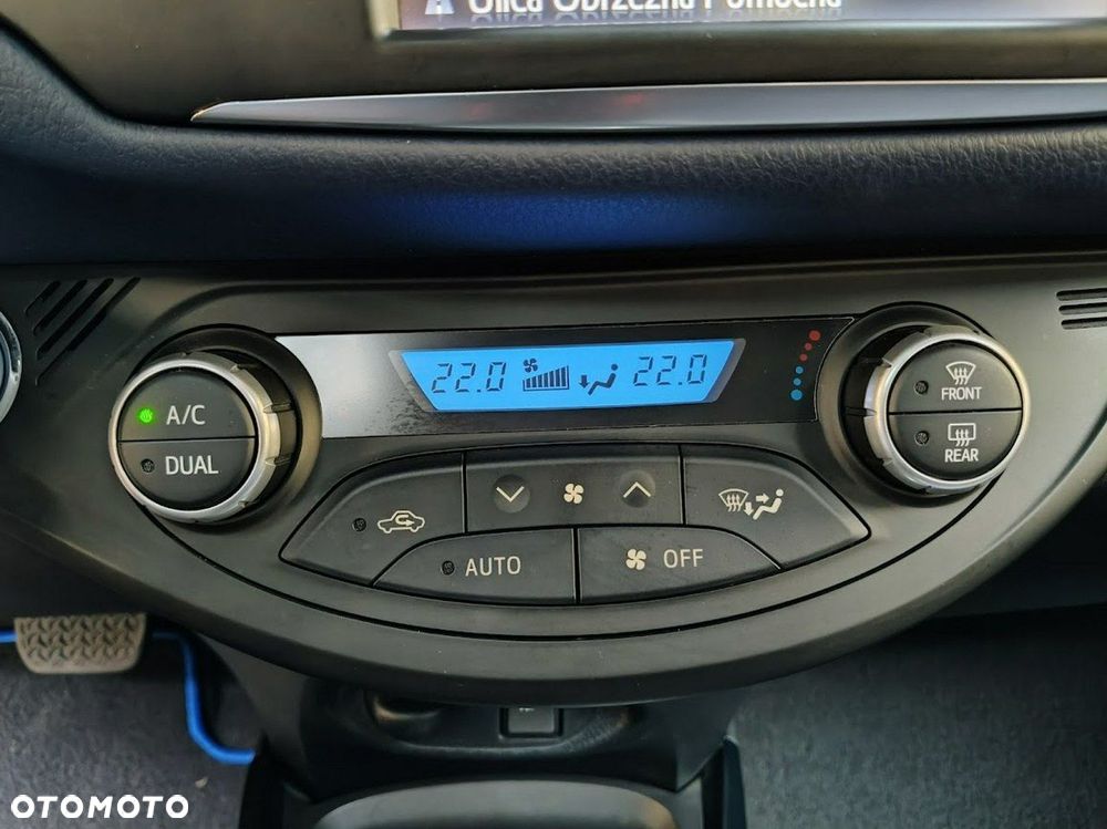 Toyota Yaris Hybrid 1.5 VVT-i Style Selection - 28