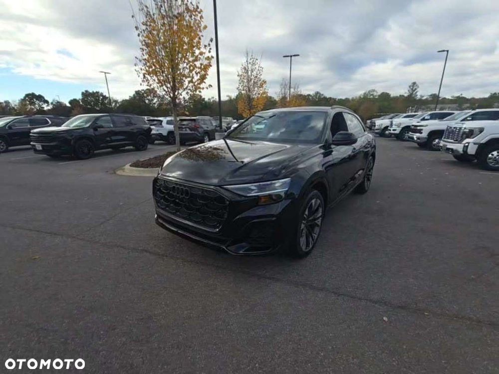 Audi Q8 - 11