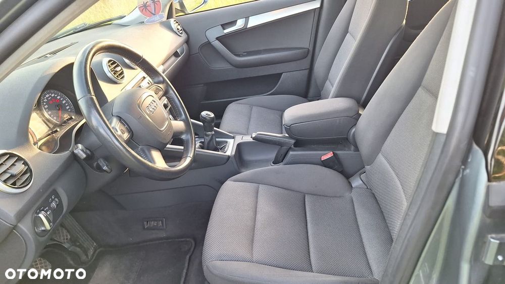 Audi A3 Sportback - 10