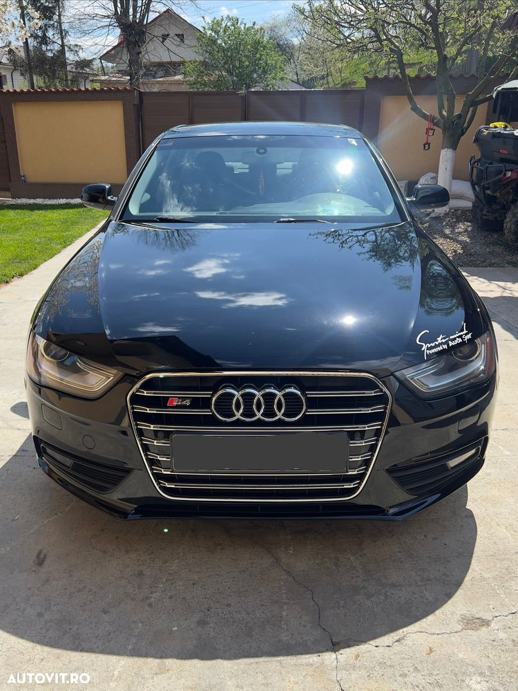 Audi A4 - 1
