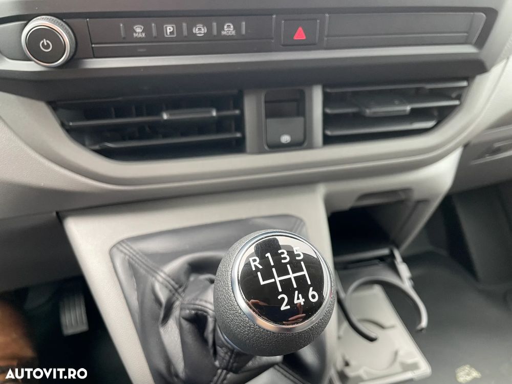 Volkswagen Transporter 2.0 81 kW KR - 26