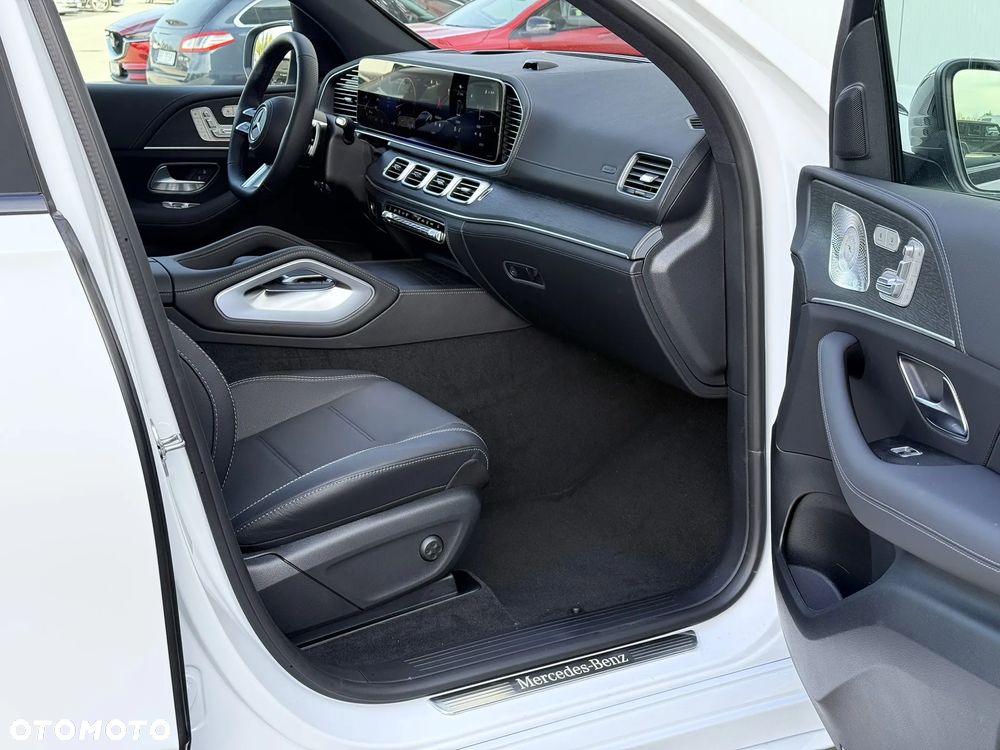 Mercedes-Benz GLE - 25