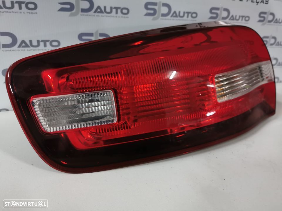 Farolim Traseiro Direito Original - Citroen C4 Picasso II (2015) - 3