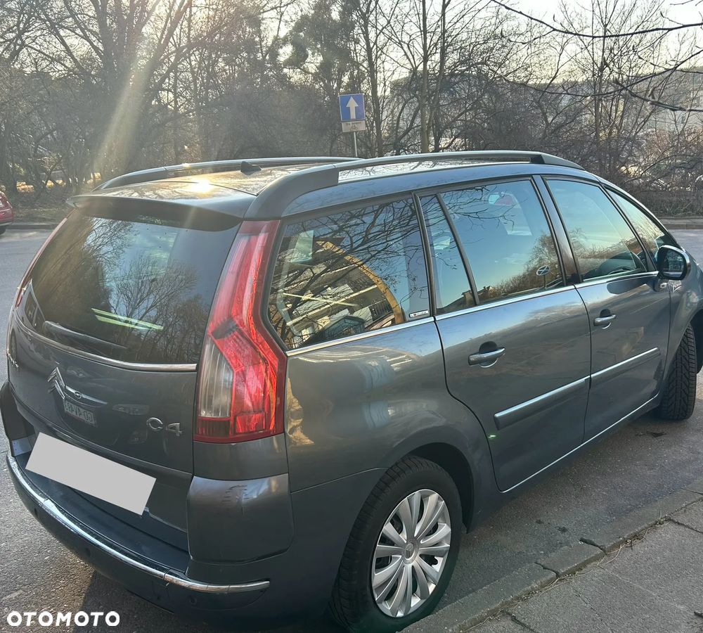 Citroën C4 Grand Picasso 2.0 HDi FAP 7-Sitzer ESG6 Exclusive - 3