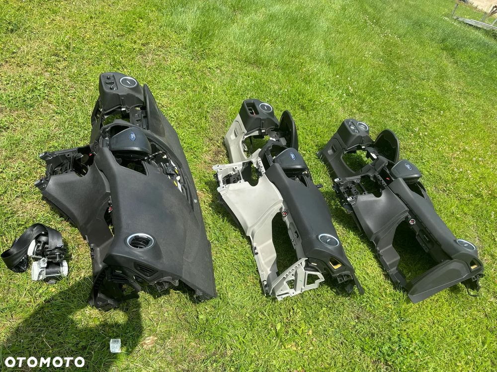Ford Fiesta MK7 Lift 13r- oryginał komplet deska konsola airbag zderzak maska pas błotnik lampy - 4