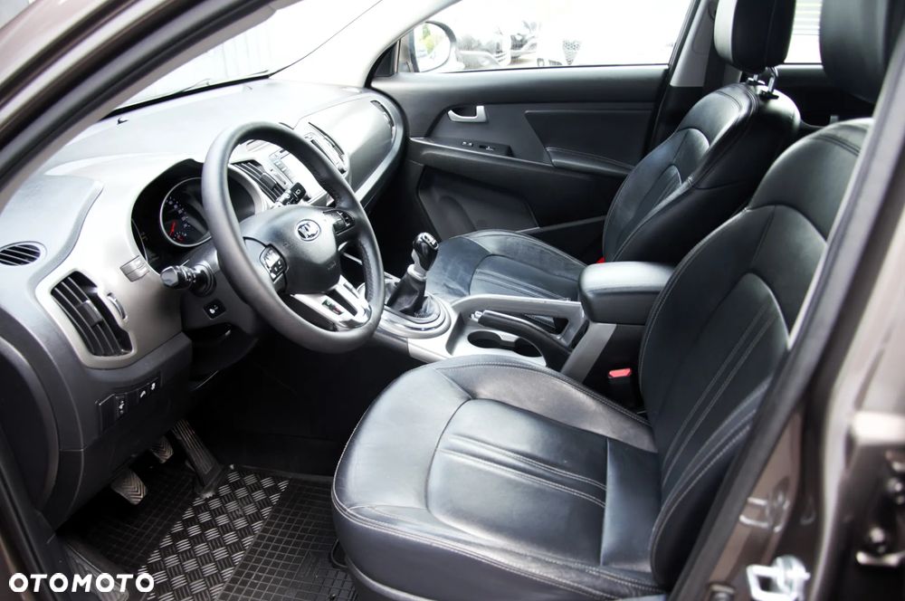 Kia Sportage 2.0 CRDI Business Line 4WD - 2