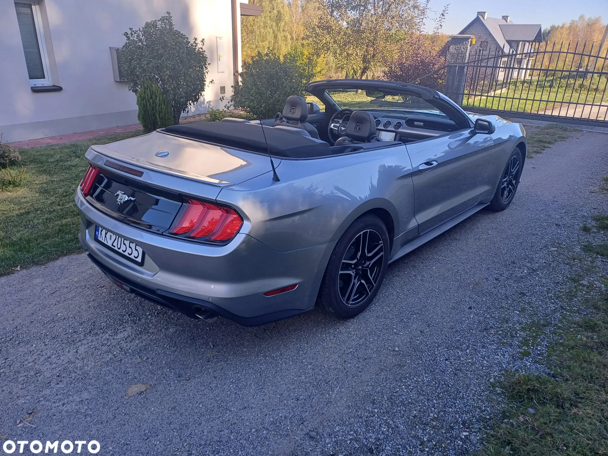 Ford Mustang Cabrio 2.3 Eco Boost - 11
