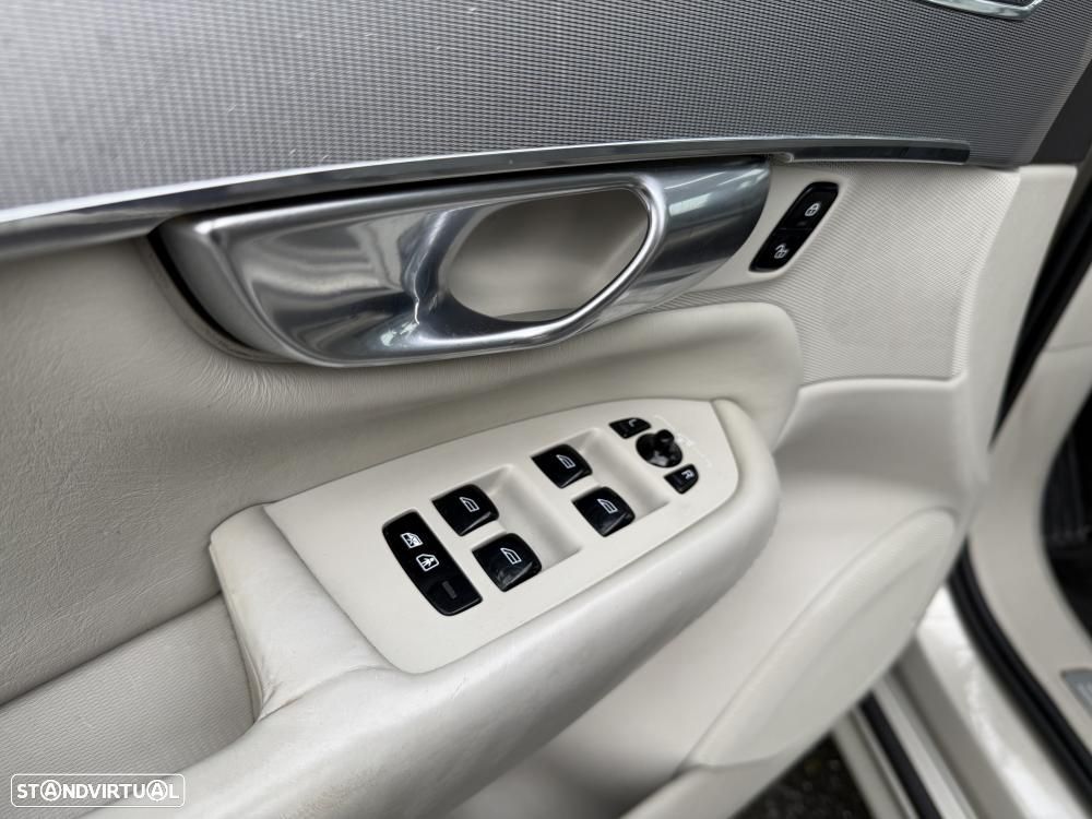 Volvo XC 90 2.0 D4 Inscription - 18