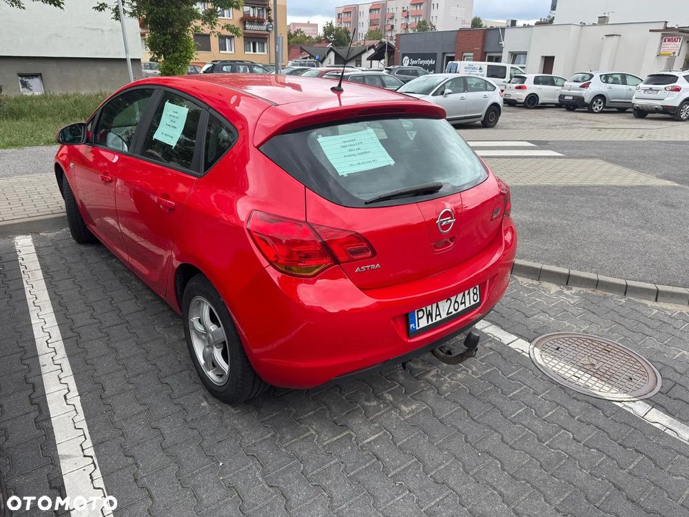 Opel Astra 1.6 Cosmo - 4