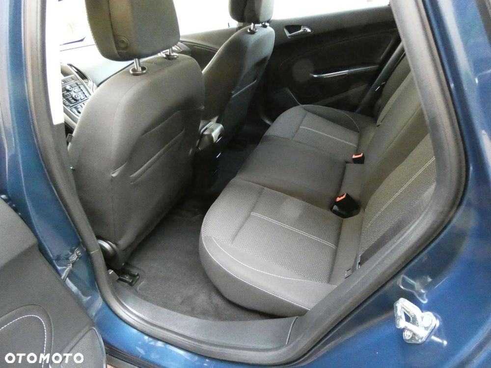 Opel Astra 1.4 T Cosmo S&S - 27
