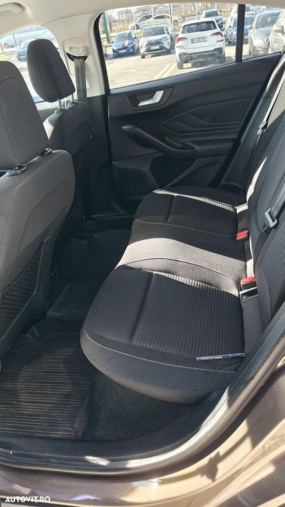 Ford Focus 1.0 EcoBoost Titanium Business - 13