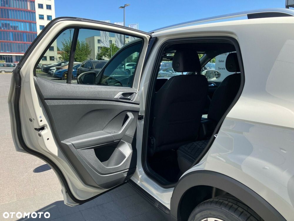 Volkswagen T-Cross - 15