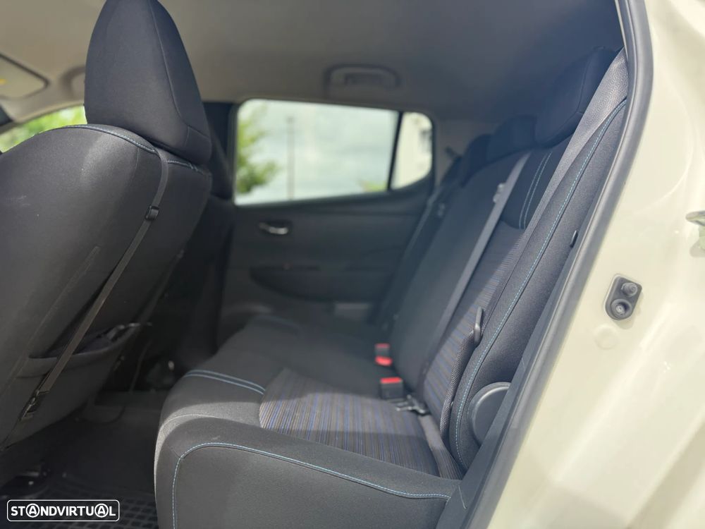 Nissan Leaf N-Connecta - 16