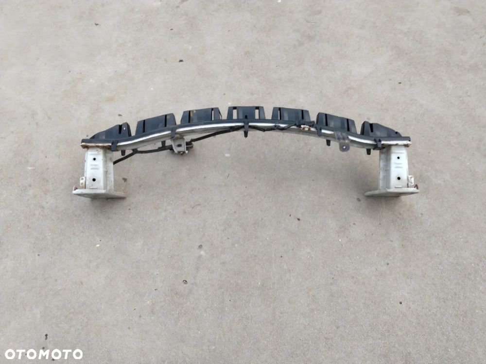 Belka przednia  pod zderzak Wzmocnienie  przód  Suzuki Swift Mk7 - 7