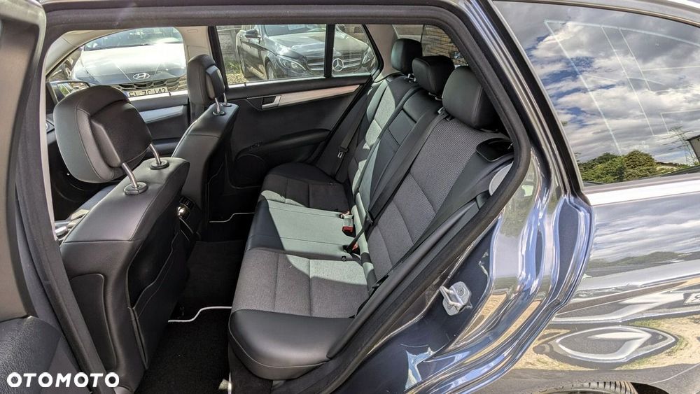 Mercedes-Benz Klasa C 200 CDI BlueEff Classic - 18