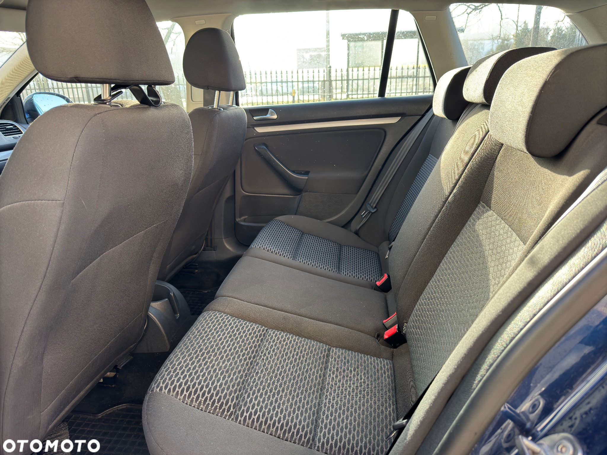 Volkswagen Golf VI 1.6 TDI Comfortline - 8