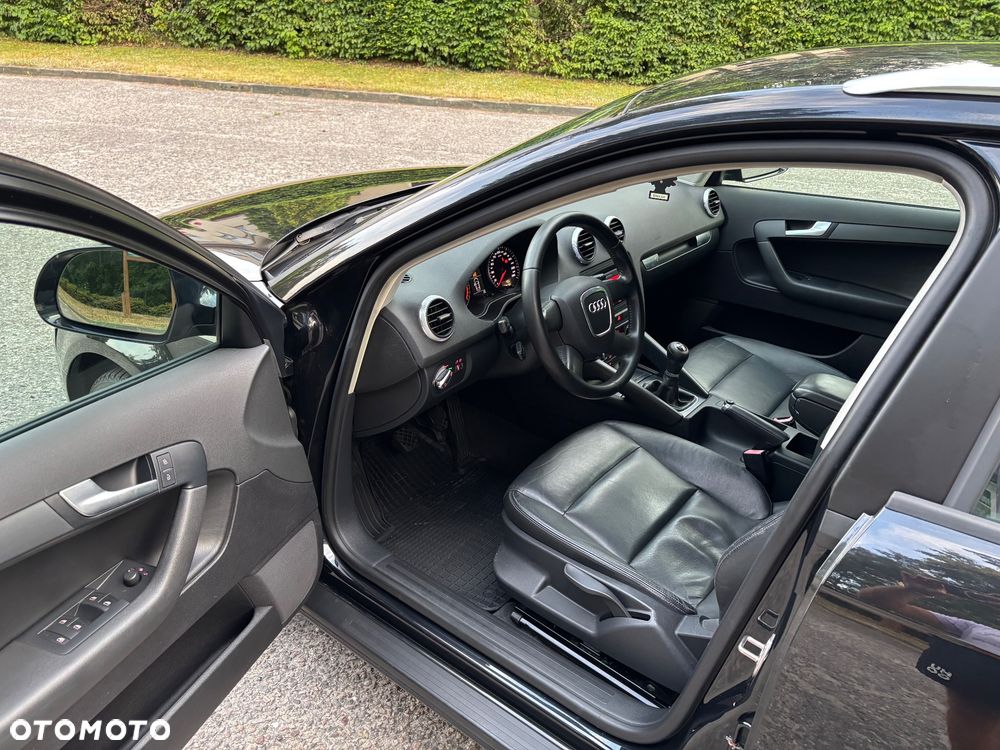 Audi A3 Sportback - 5