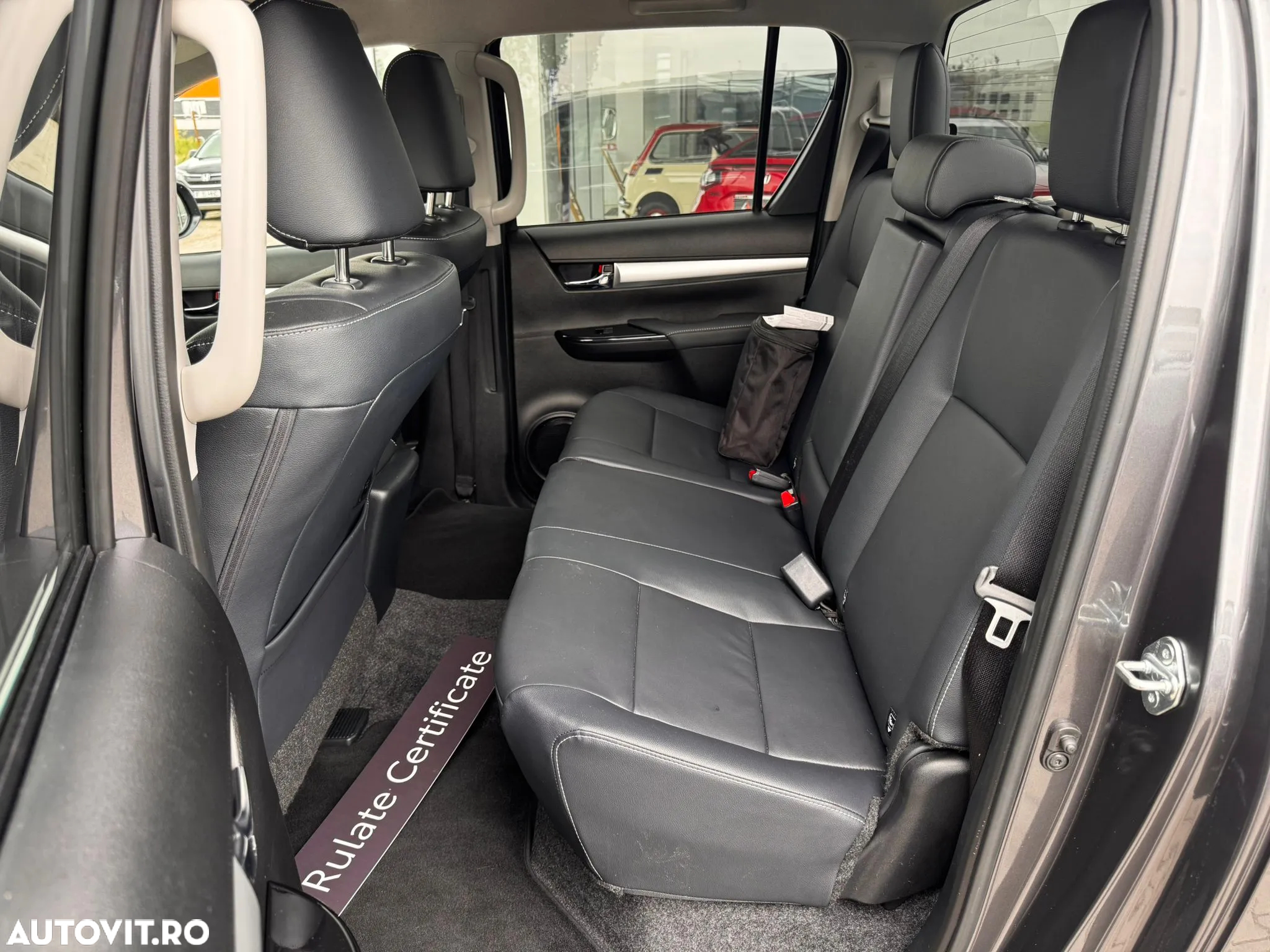 Toyota Hilux 2.8D 204CP 4x4 Double Cab AT Executive - 12