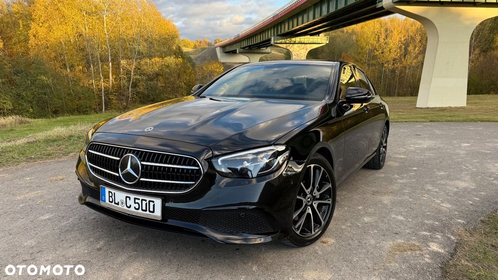 Mercedes-Benz Klasa E 220 d T 9G-TRONIC - 1