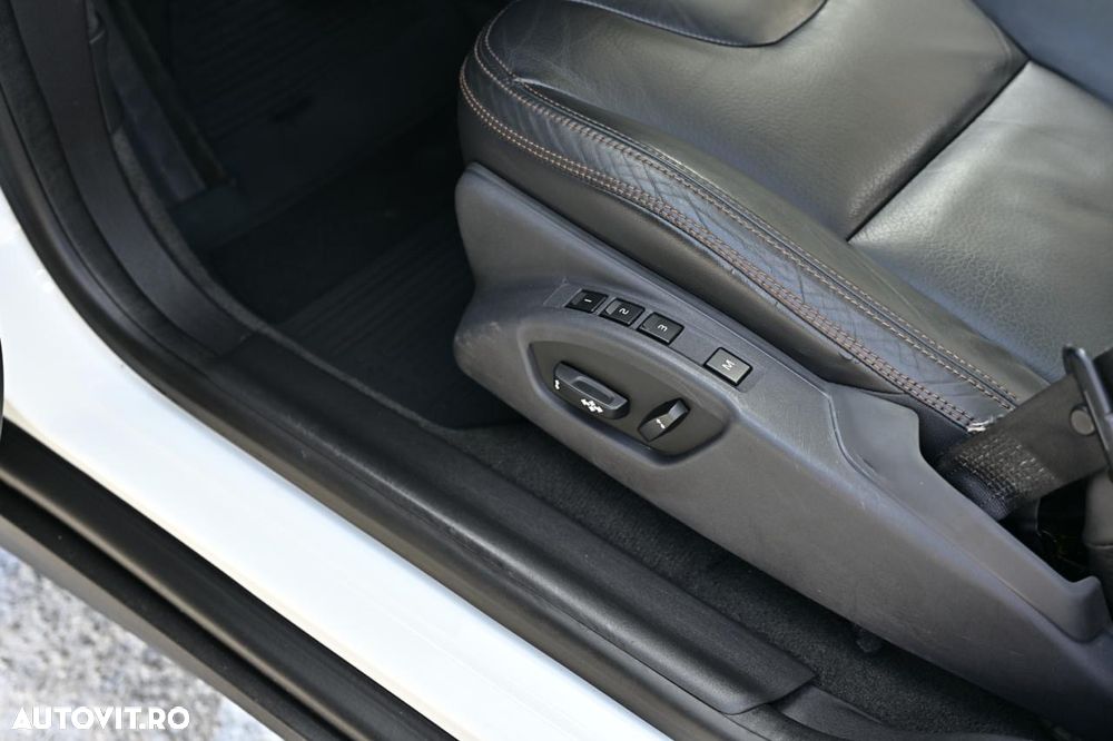 VOLVO XC60 2011 — imagine 19